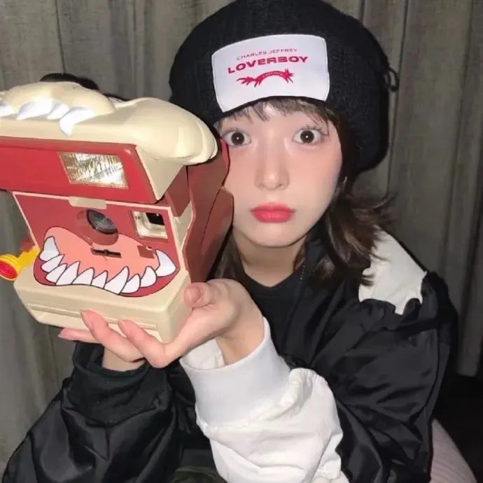 野女孩